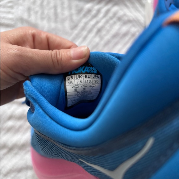 Hoka bondi 8 - Picture 3 of 15